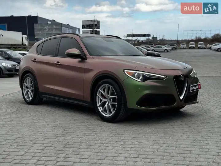 Alfa Romeo Stelvio 2018 photo 3