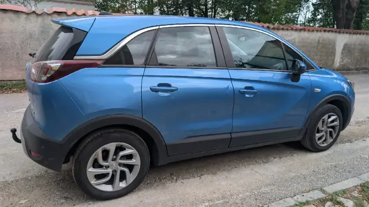 Opel Crossland X