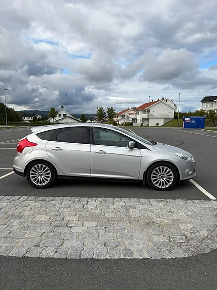 Ford Focus 2014 photo 4