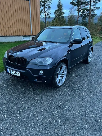 BMW X5 2009 photo 2