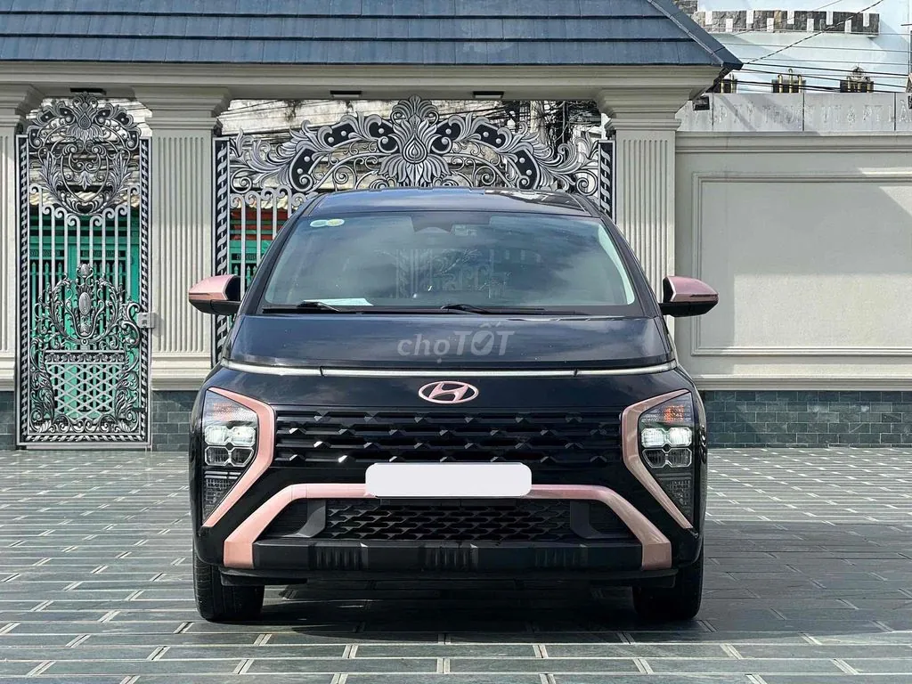 Hyundai Stargazer