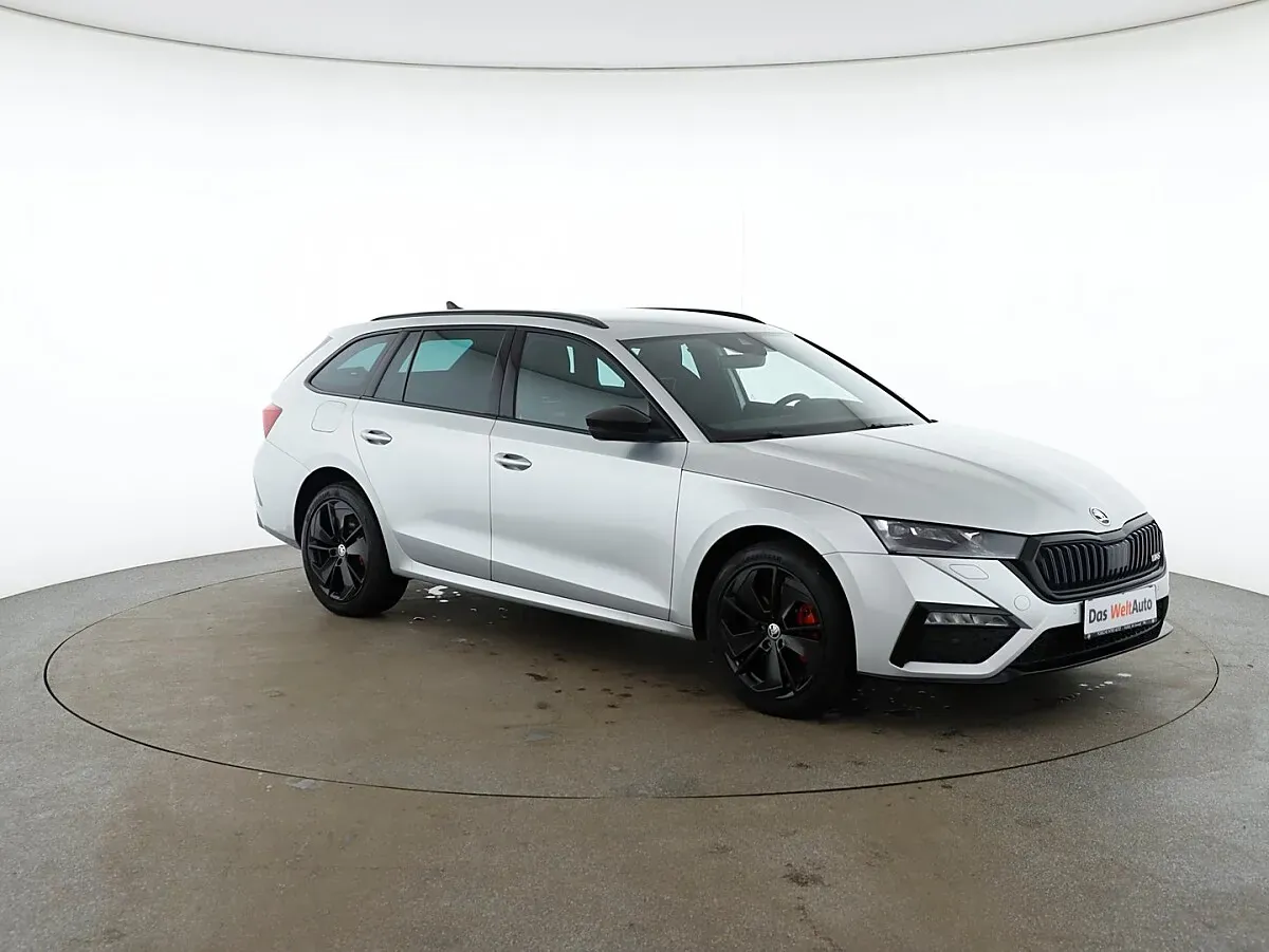 Skoda Octavia 2022 photo 3