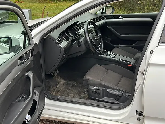 Volkswagen Passat 2016 photo 5