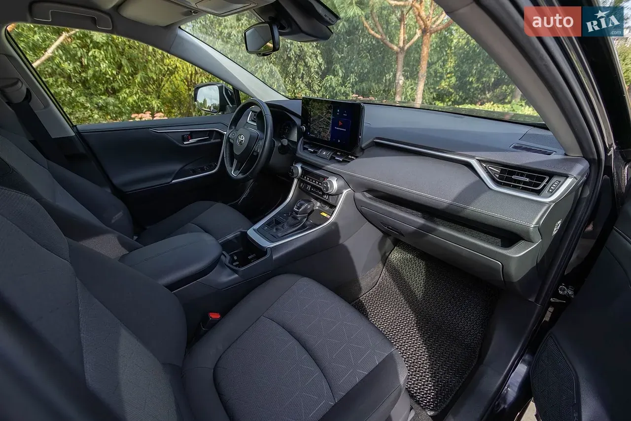 Toyota Rav4 2024 photo 4
