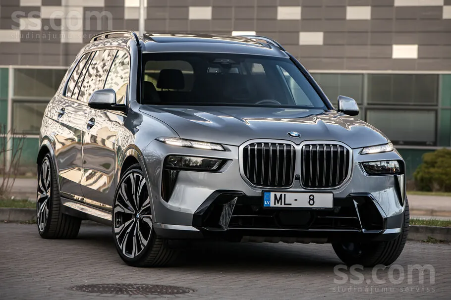 BMW X7