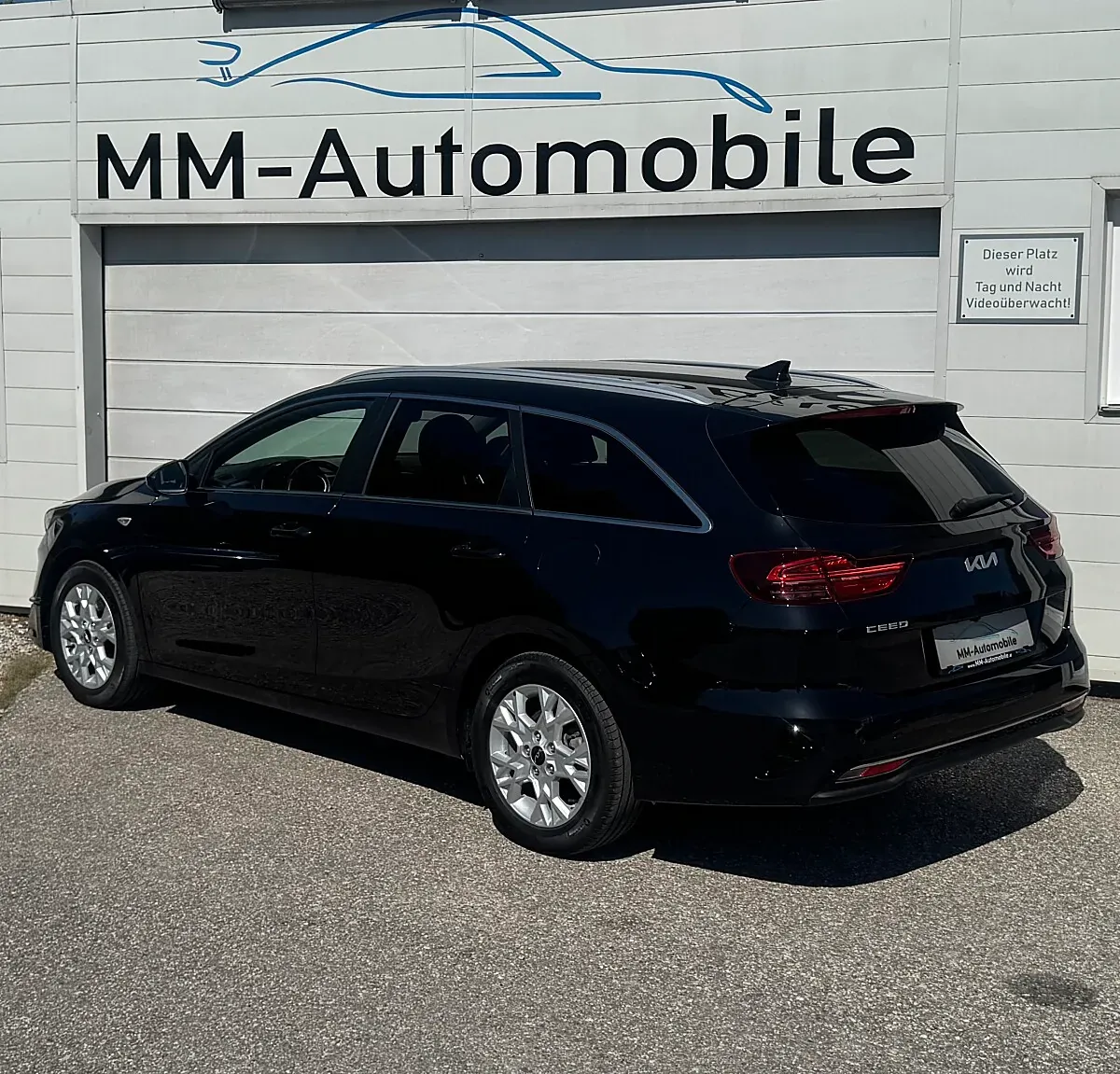Kia Ceed 2023 photo 2