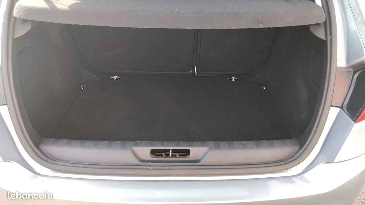 Peugeot 308 2014 photo 5
