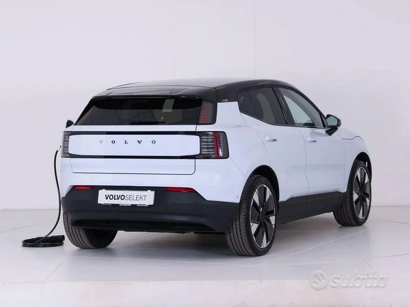 Volvo Ex30 2024 photo 4