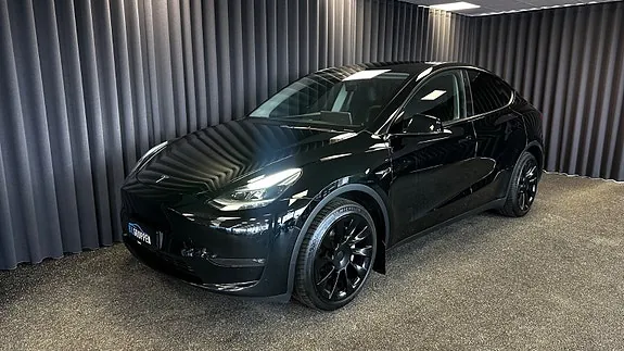 Tesla Model Y 2024 photo 3