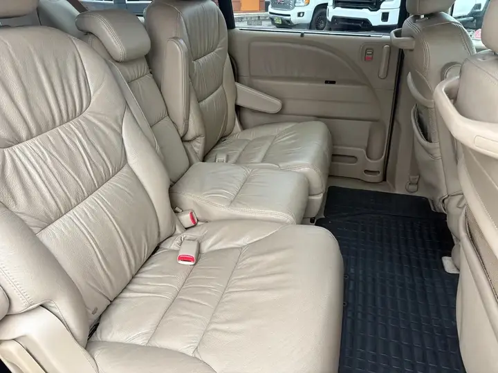 Honda Odyssey 2007 photo 5