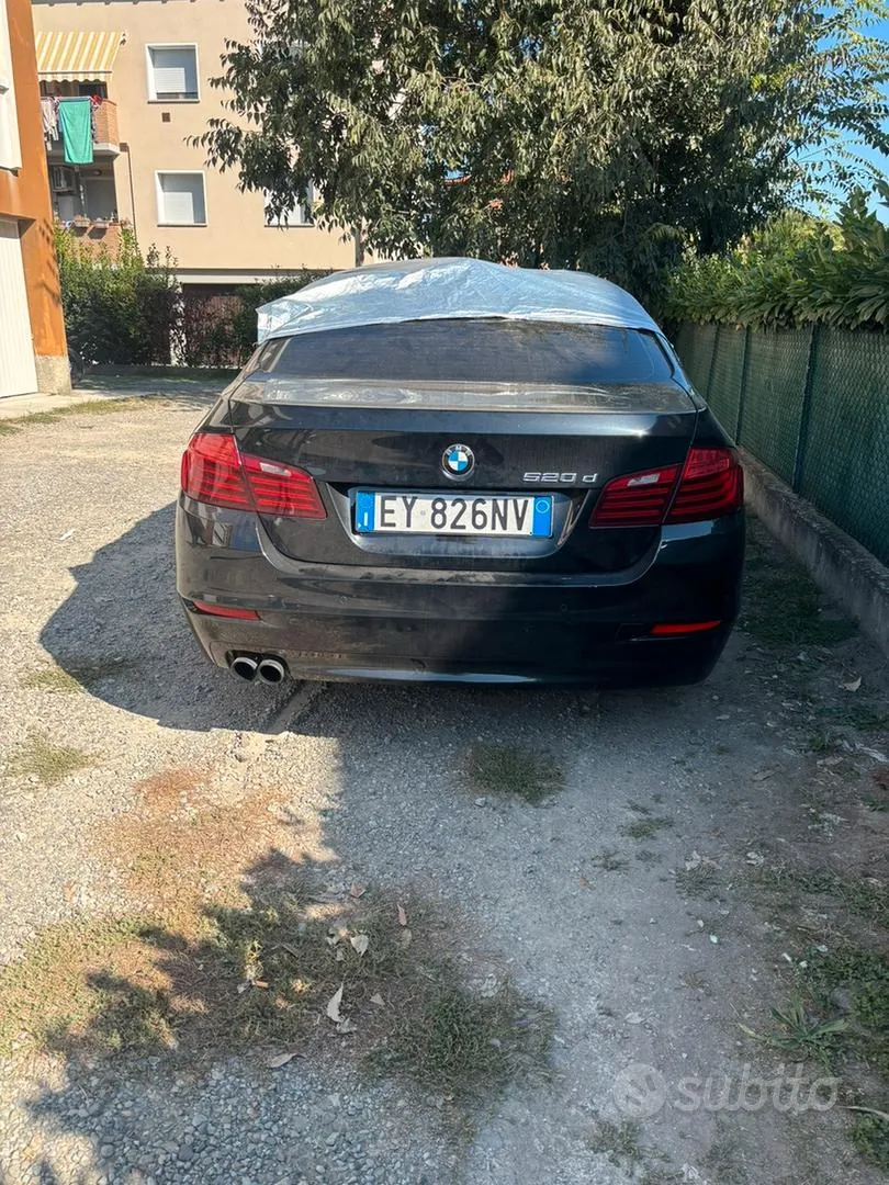 BMW 5 Series 2015 photo 4