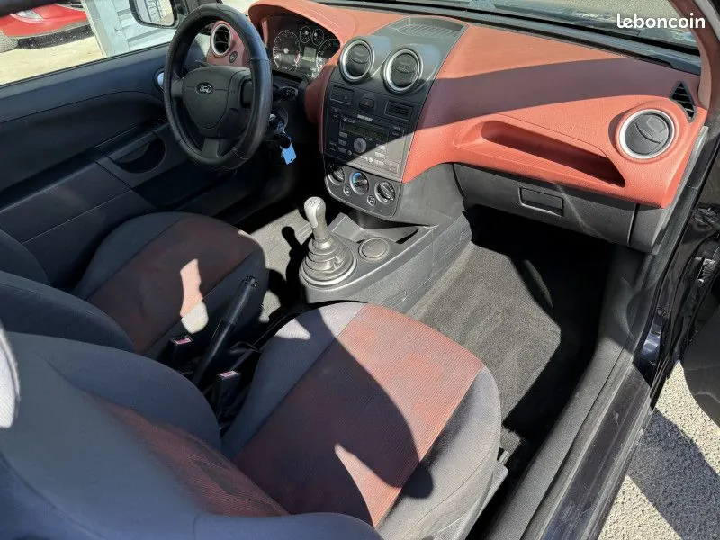 Ford Fiesta 2006 photo 4