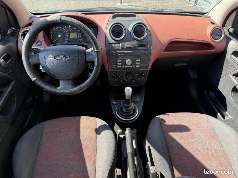 Ford Fiesta 2006 photo 5