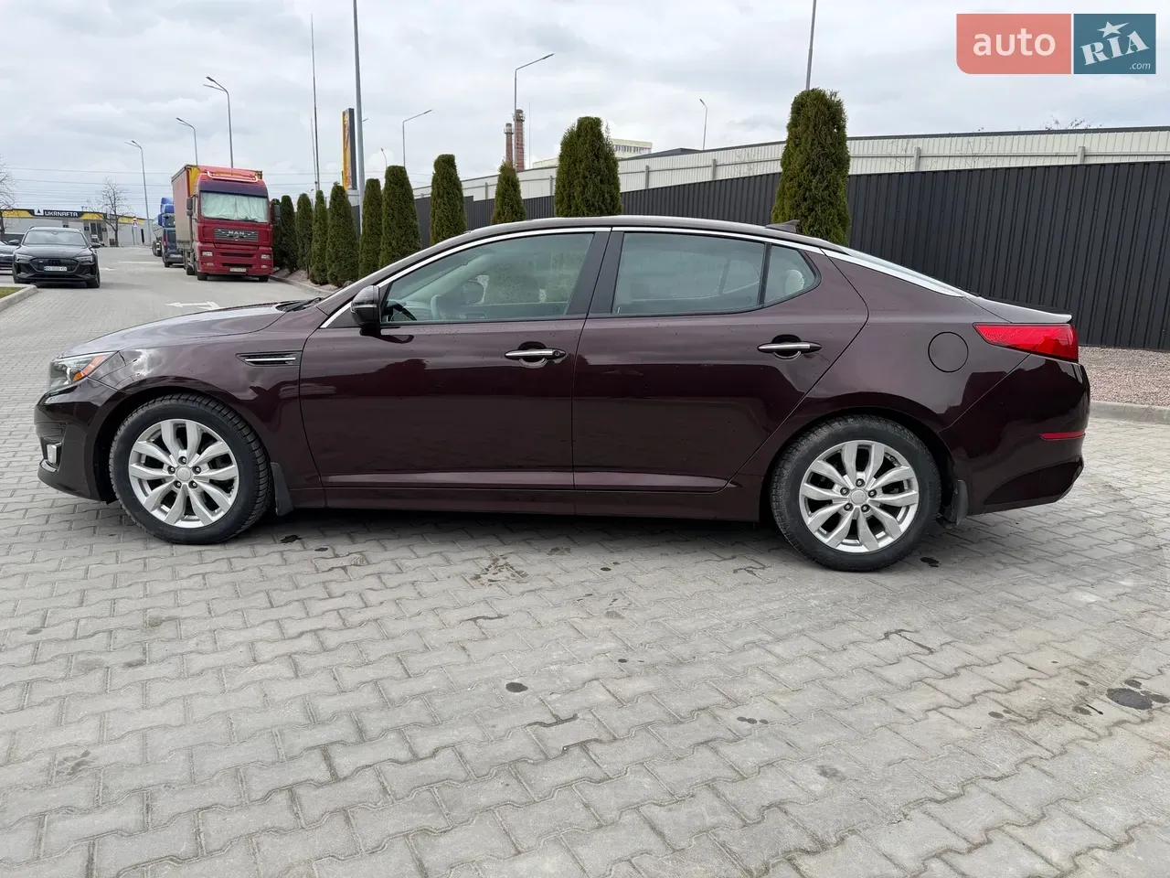 Kia Optima 2015 photo 3