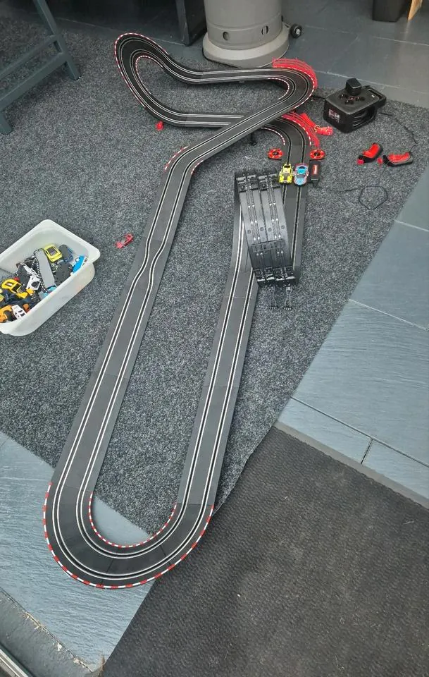 Carrera Rennbahn Set