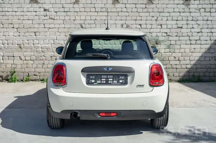Mini One 2015 photo 5