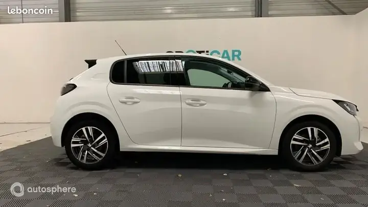 Peugeot 208 2023 photo 4