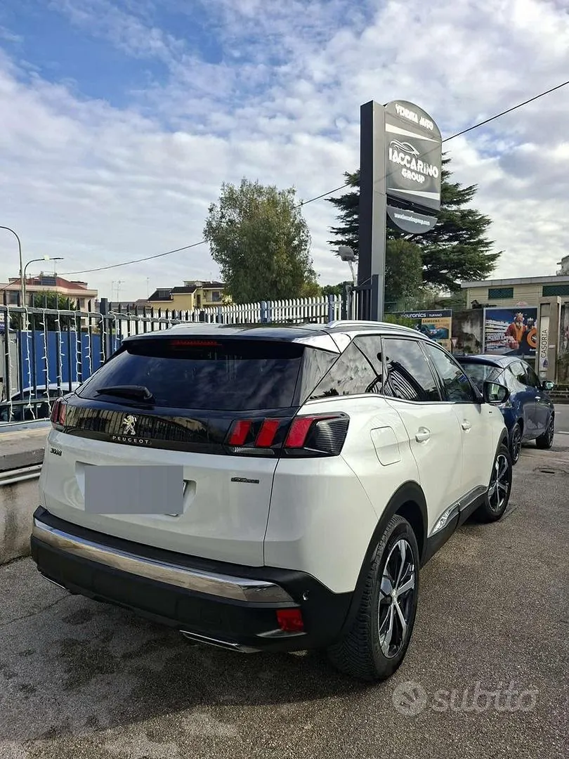 Peugeot 3008 2018 photo 2