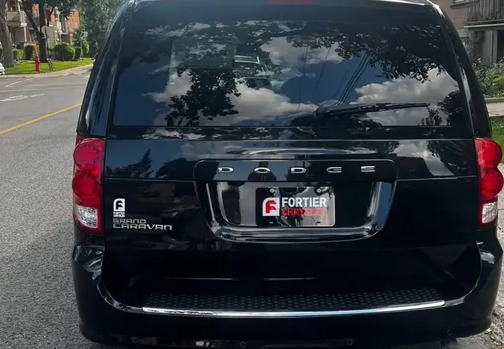 Dodge Grand Caravan 2019 photo 2