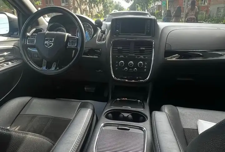 Dodge Grand Caravan 2019 photo 4