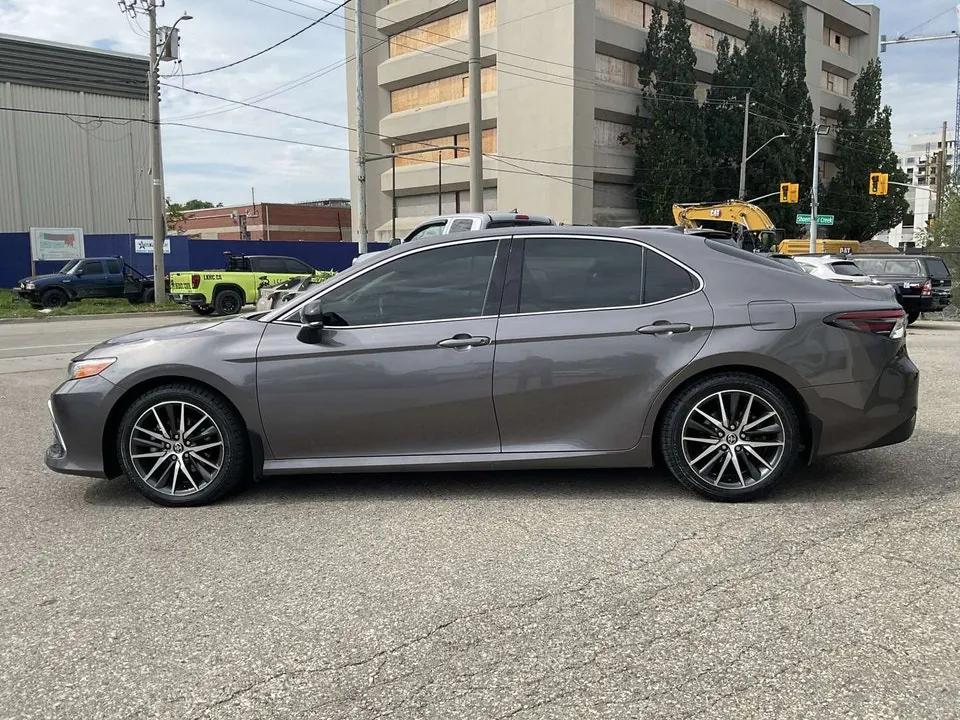 Toyota Camry 2021 photo 4
