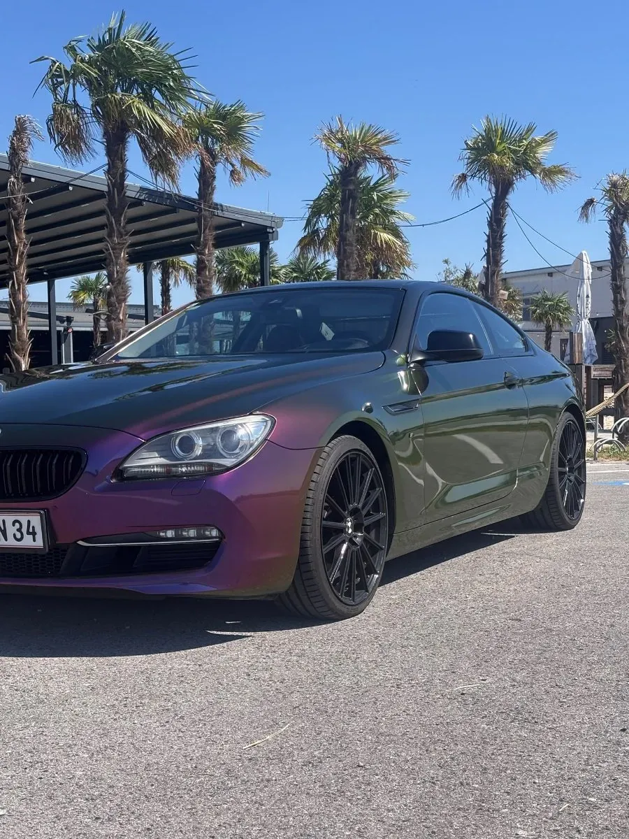 BMW 6 Series 2012 photo 2