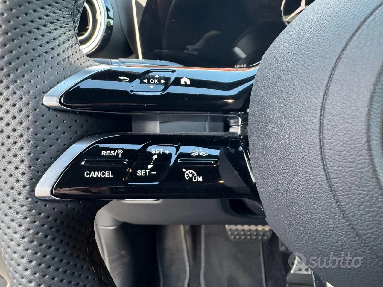 Mercedes-Benz Glc 2025 photo 4
