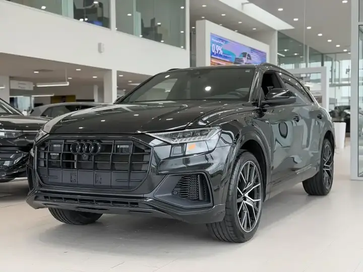 Audi Q8 2023 photo 4