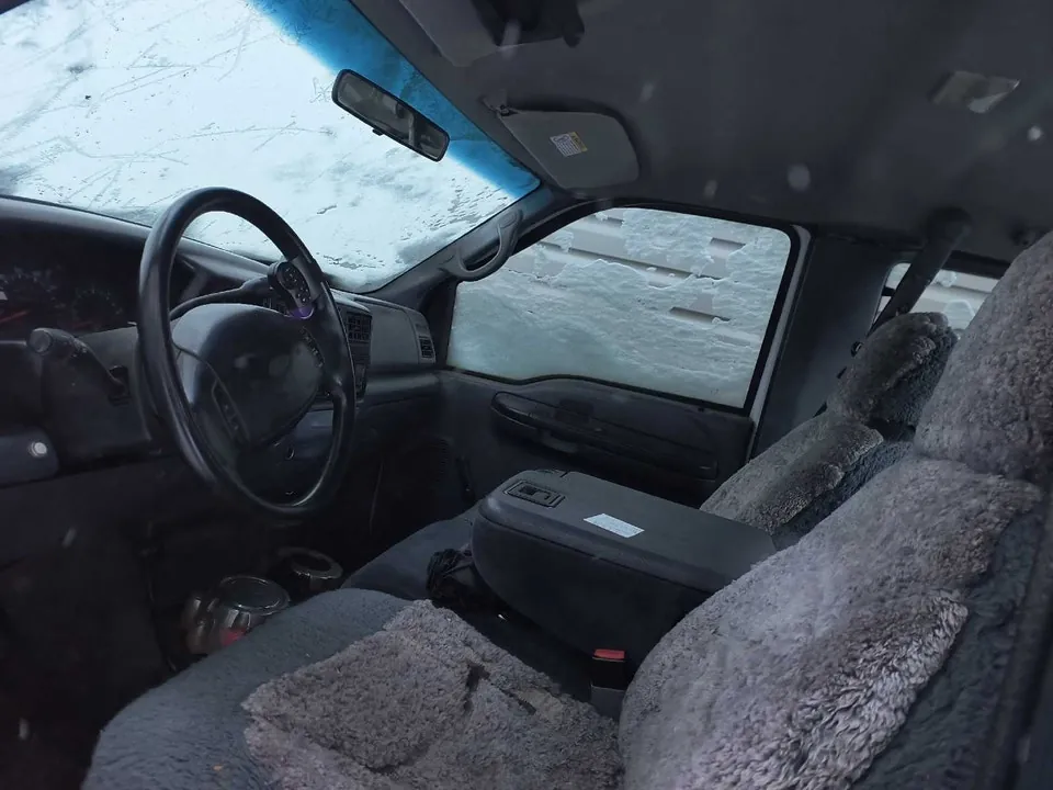 Ford F250 2000 photo 2