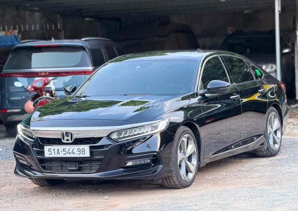 Honda Accord 2022 photo 2