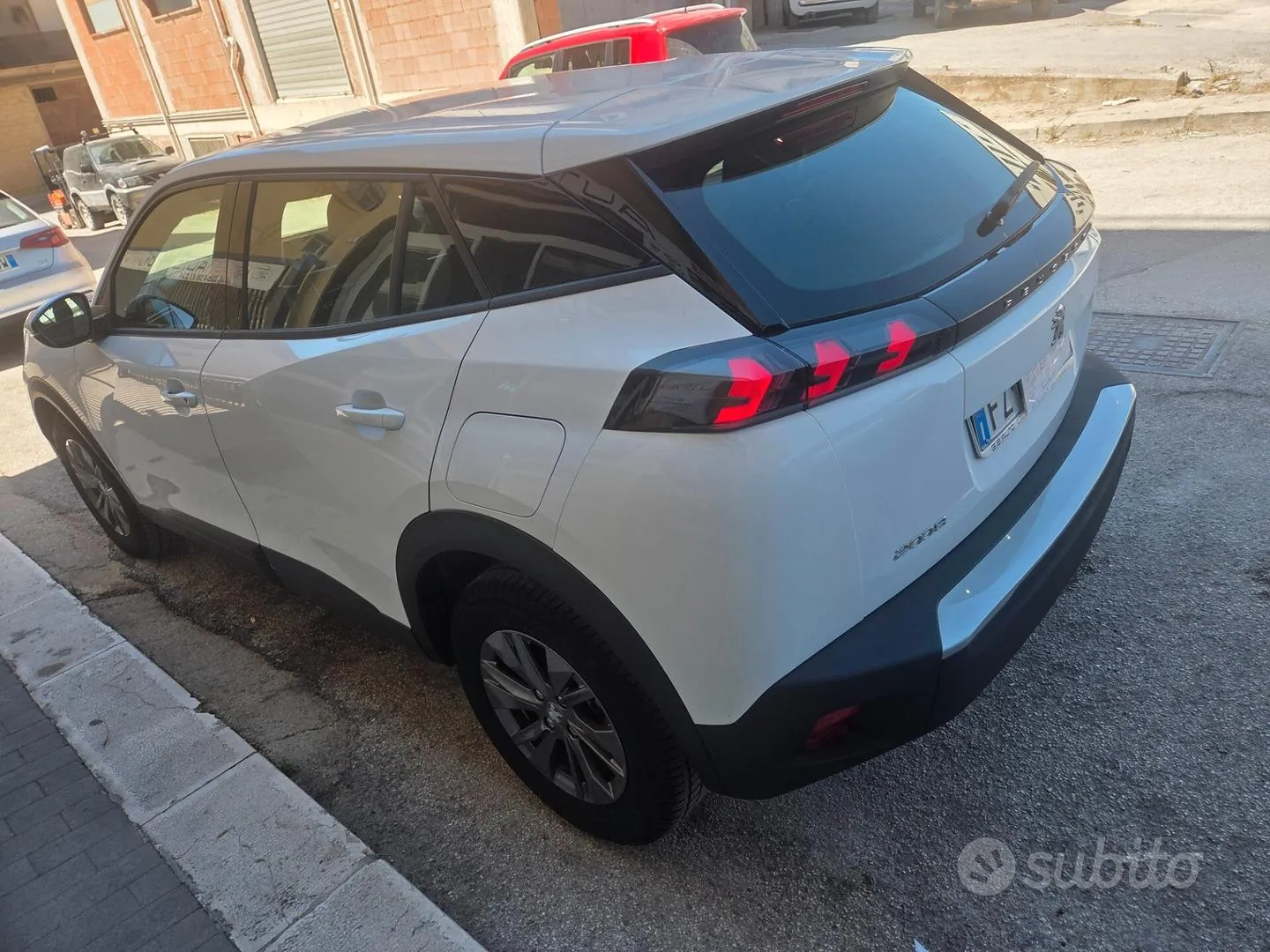 Peugeot 2008 2020 photo 2
