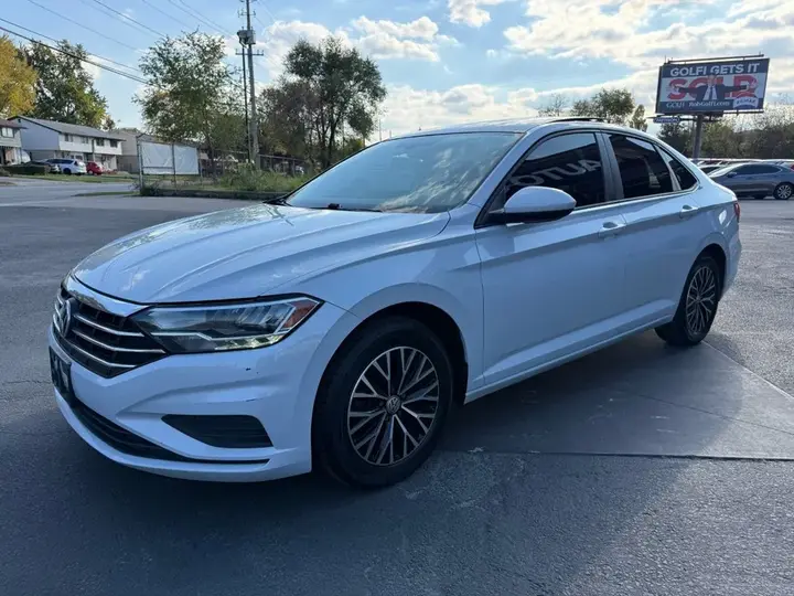 Volkswagen Jetta 2019 photo 3
