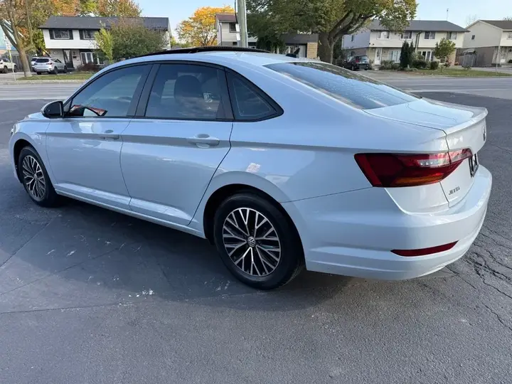 Volkswagen Jetta 2019 photo 5