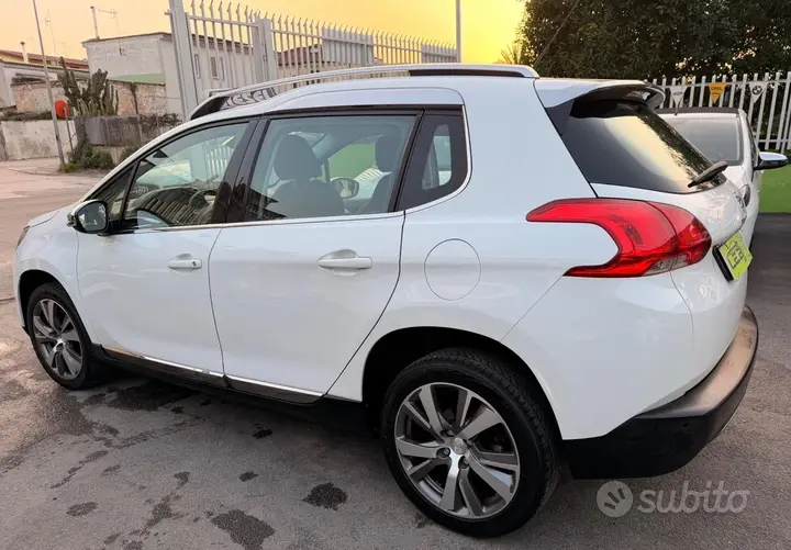 Peugeot 2008 2013 photo 5