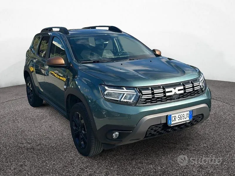 Dacia Duster 2023 photo 2