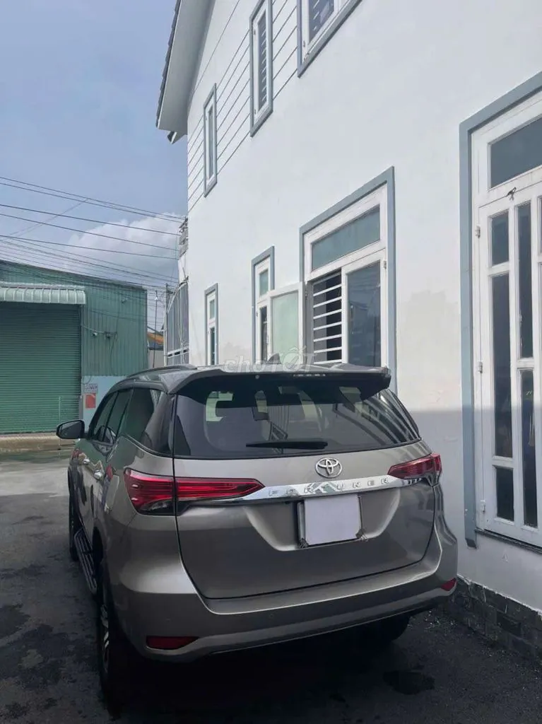 Toyota Fortuner 2020 photo 4