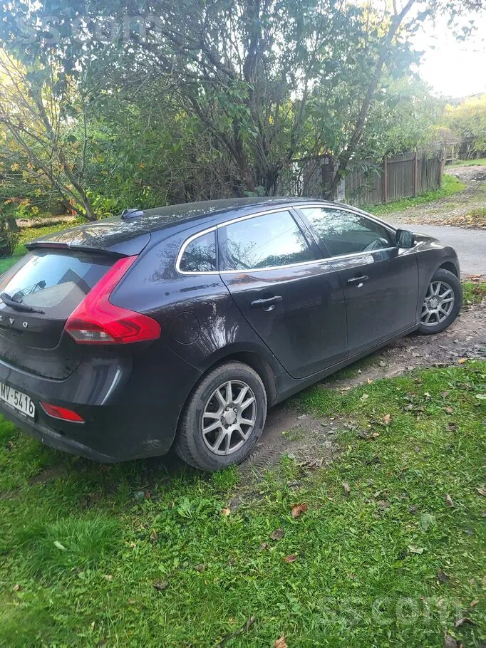Volvo V40 2013 photo 3