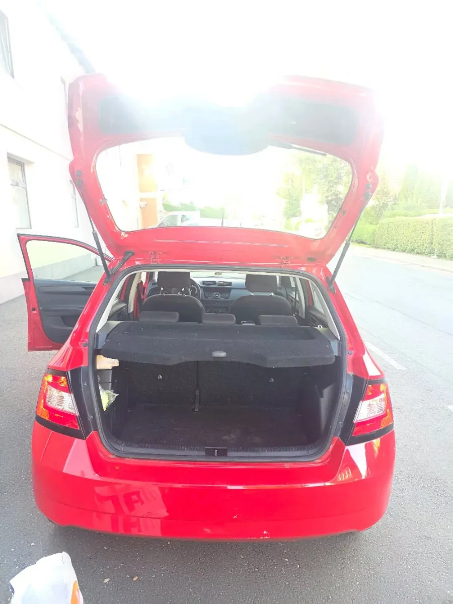 Skoda Fabia 2018 photo 2