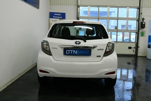 Toyota Yaris 2013 photo 4
