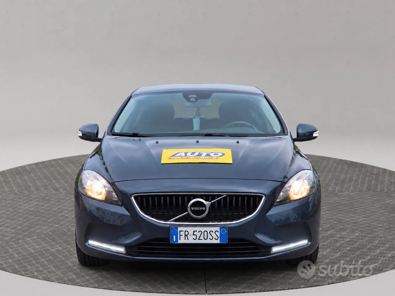 Volvo V40 2018 photo 2