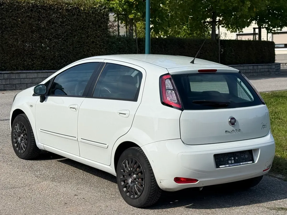 Fiat Punto 2013 photo 3