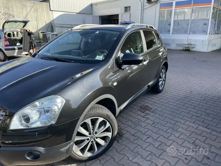 Nissan Qashqai 2009 photo 2