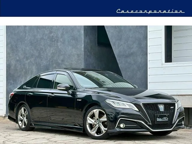 Toyota Crown Hybrid Rs