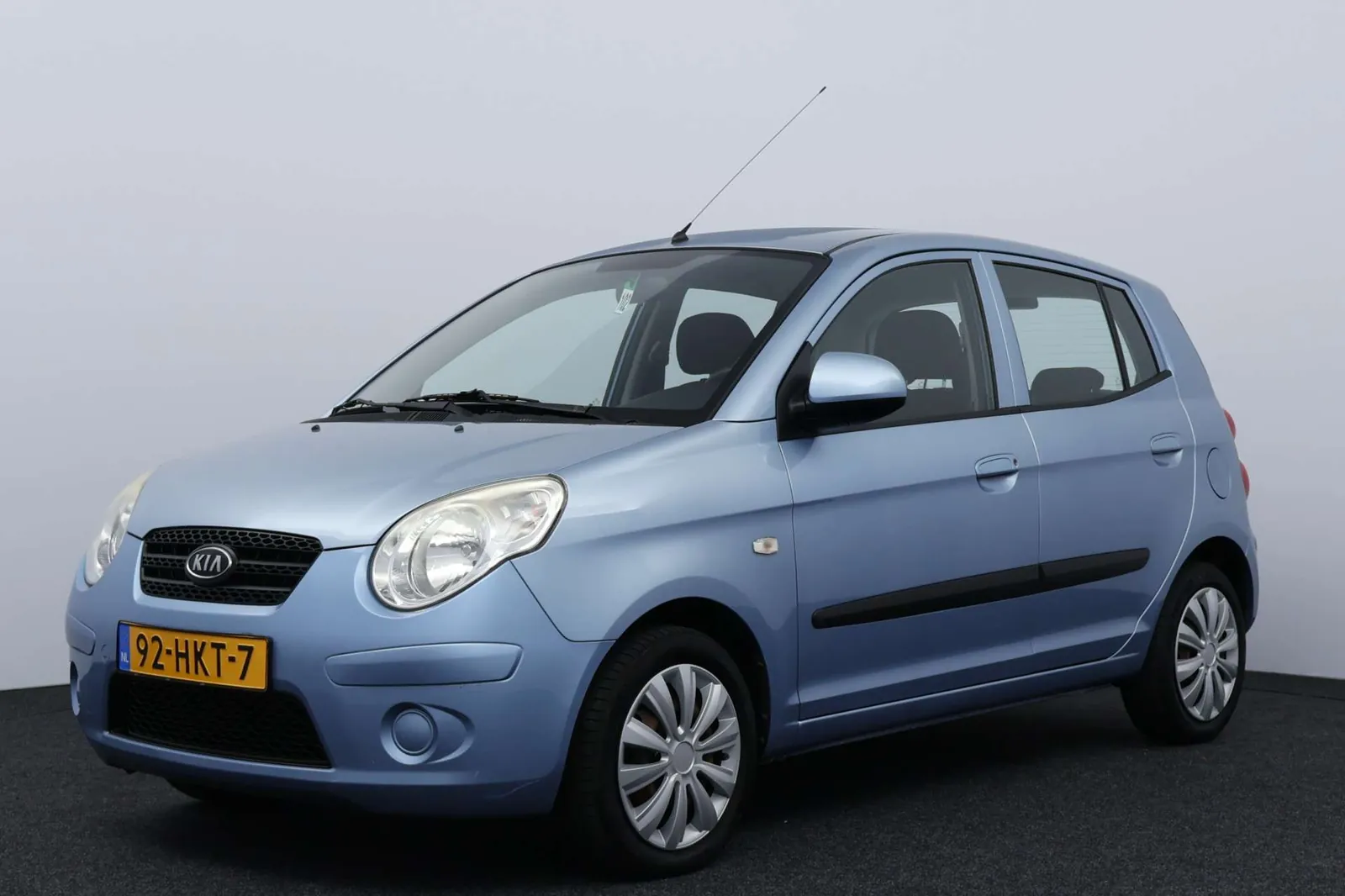Kia Picanto 2009 photo 2