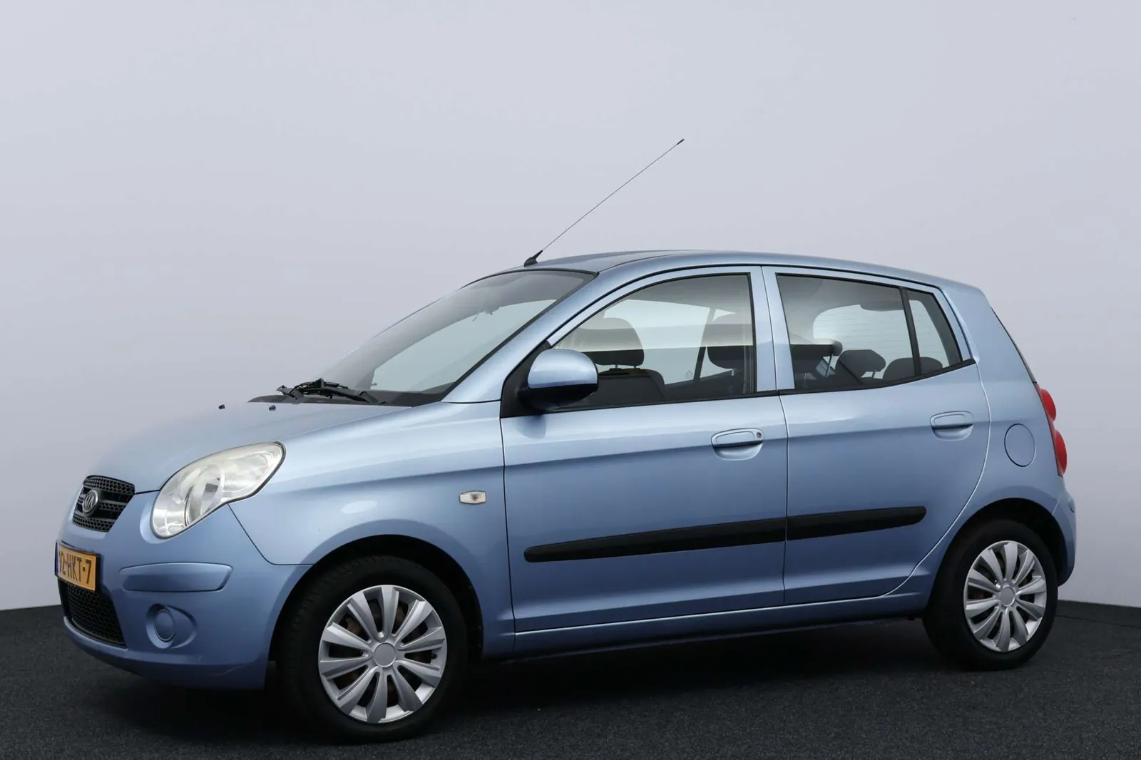 Kia Picanto 2009 photo 3