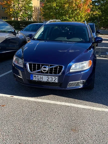 Volvo V70 2012 photo 4