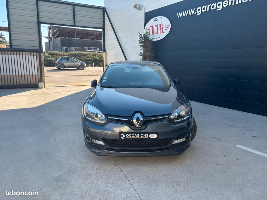 Renault Megane 2015 photo 3