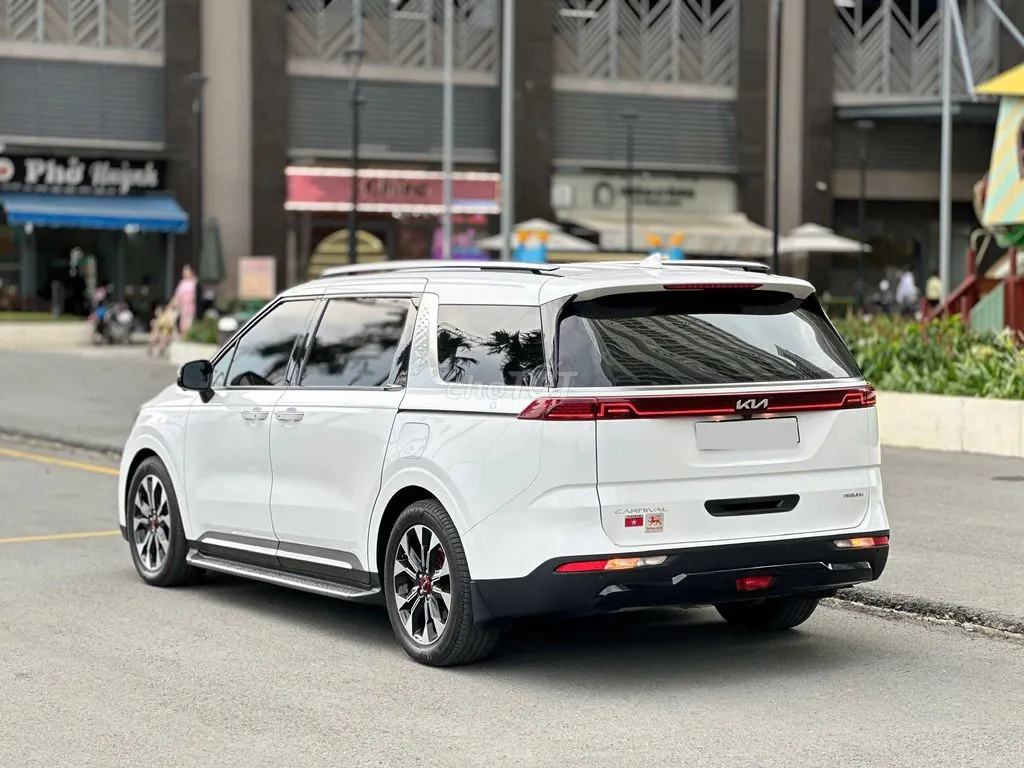 Kia Carnival 2023 photo 4
