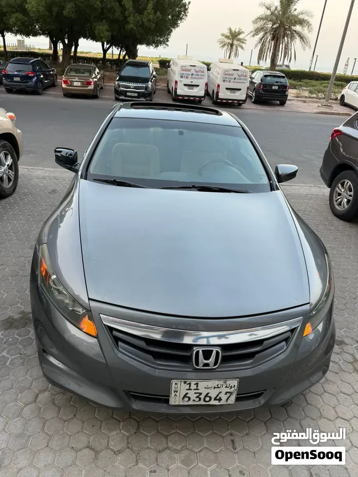 Honda Accord 2012 photo 2