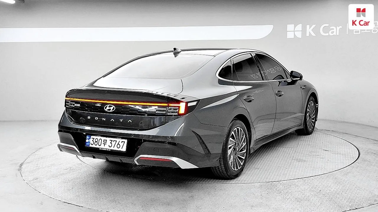 Hyundai Sonata Hybrid 2024 photo 3